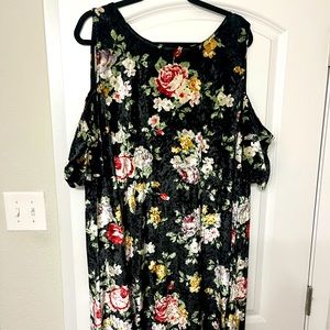 Velvet peekaboo shoulders dress